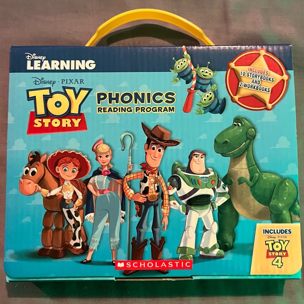 Toy Story Kids Phonics Book Set for Beginning Readers (10 books, 2 workbooks)